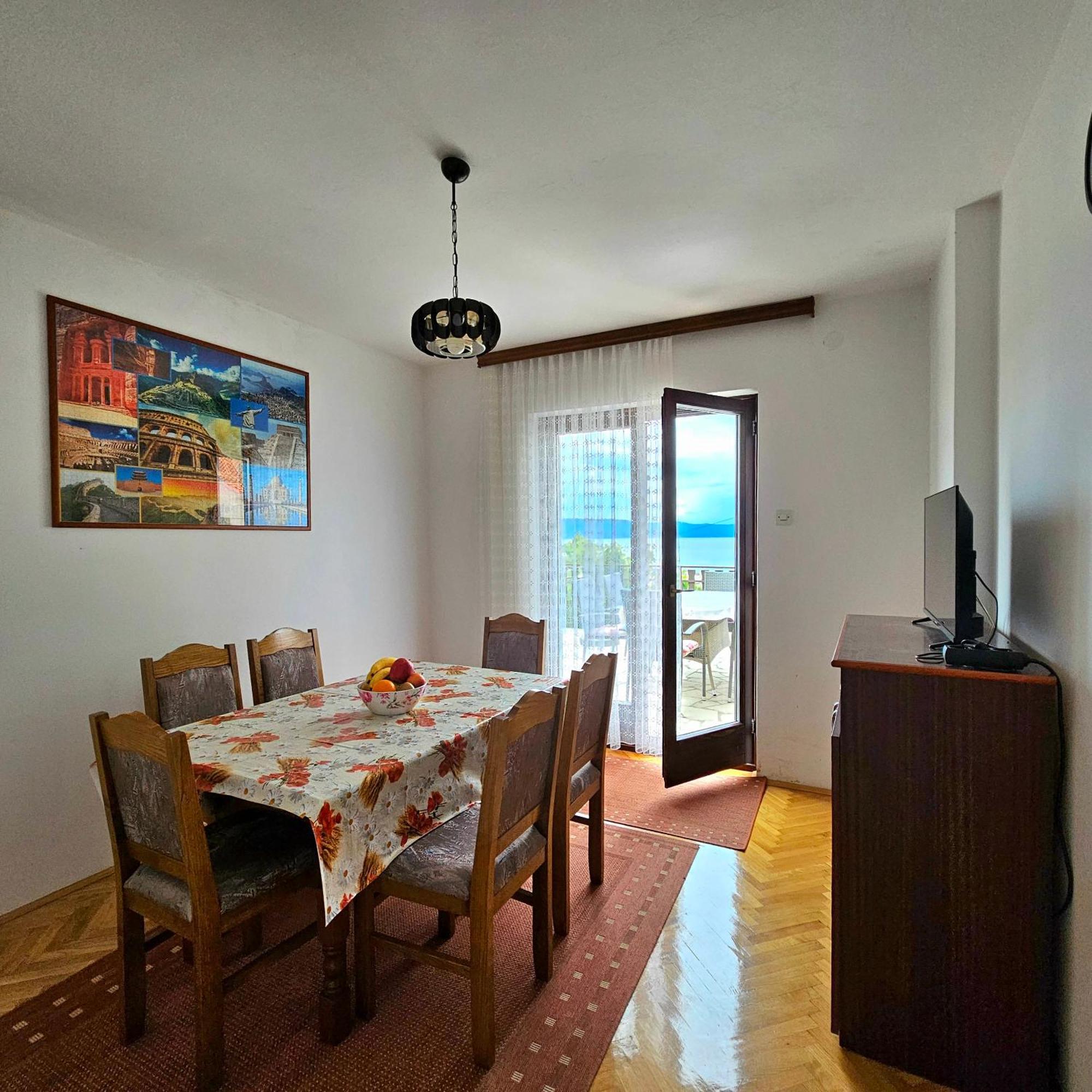 Apartman Agava Njivice Luaran gambar