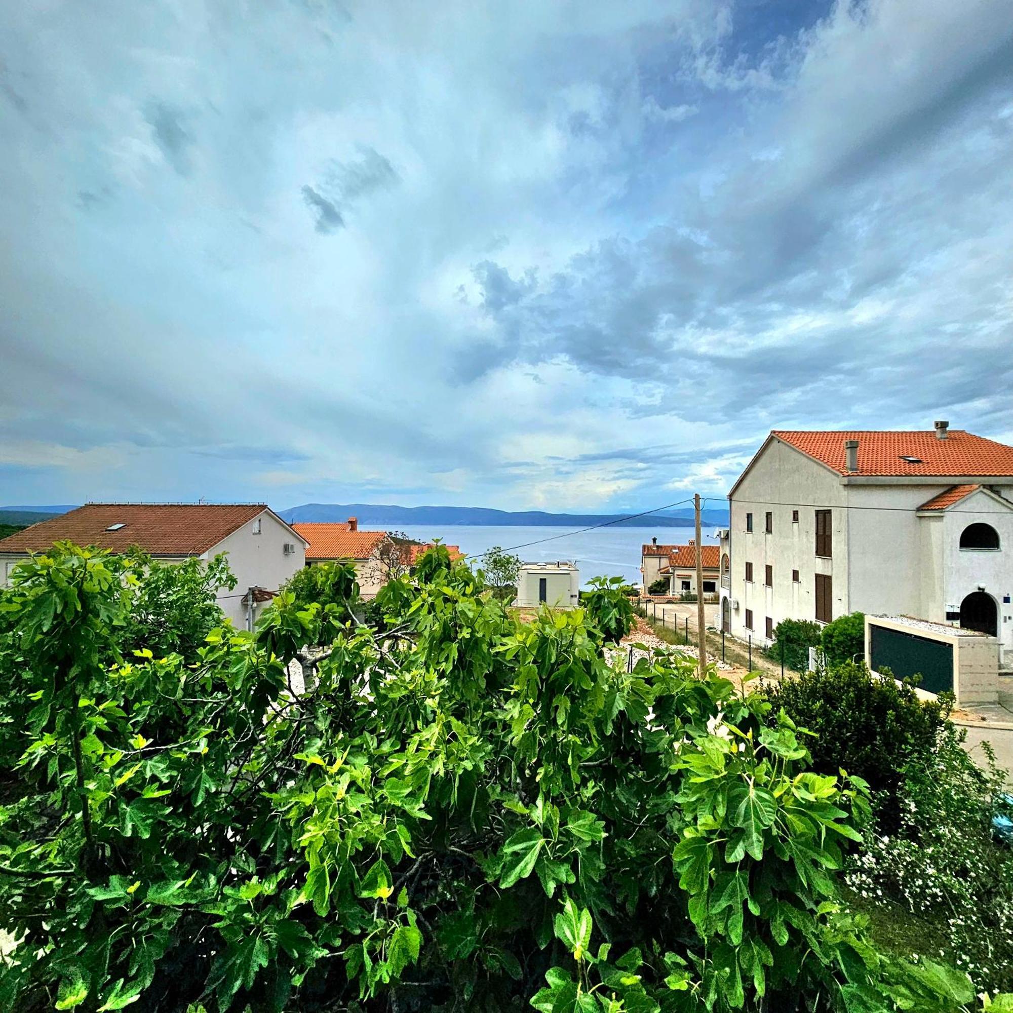 Apartman Agava Njivice Luaran gambar