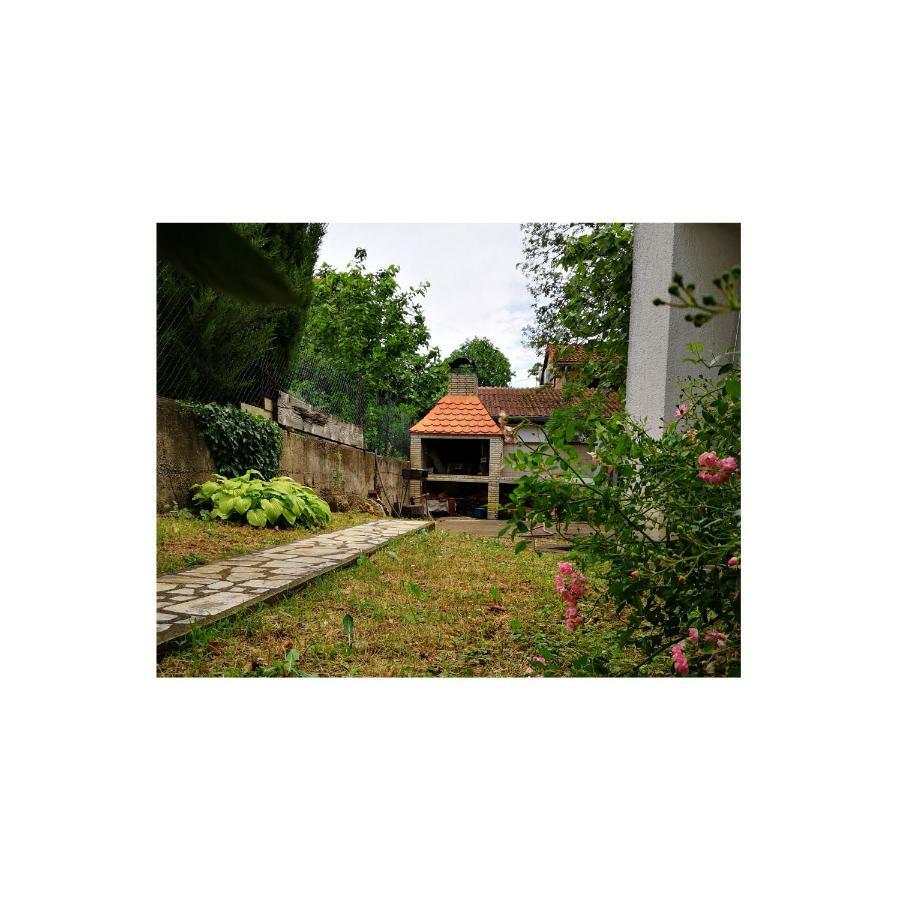 Apartman Agava Njivice Luaran gambar